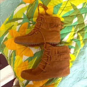 Minnetonka boots